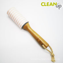 New Design Lint Sticky Roller Dust Remove Lint Roller with Nature Bamboo Handle